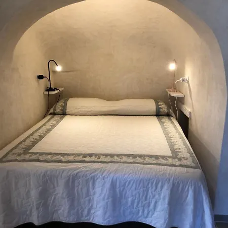 Lägenhet Trullo Dell' Edera Con Piscina Privata