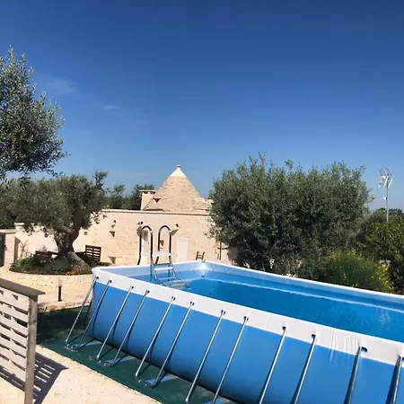 Trullo Dell' Edera Con Piscina Privata * Alberobello