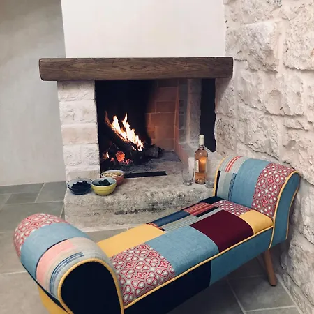 Trullo Dell' Edera Con Piscina Privata Apartmán Alberobello