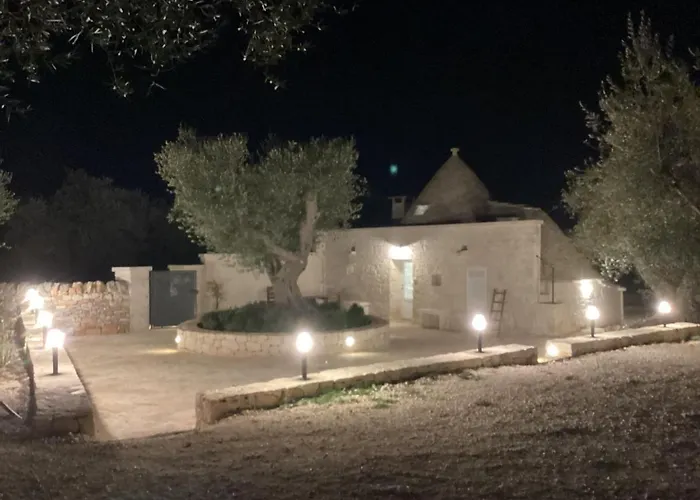 Trullo Dell' Edera Con Piscina Privata *