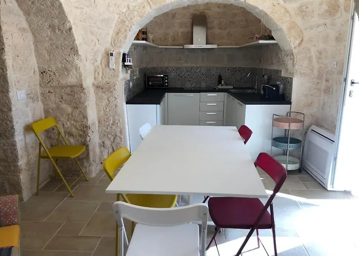 Trullo Dell' Edera Con Piscina Privata Appartement