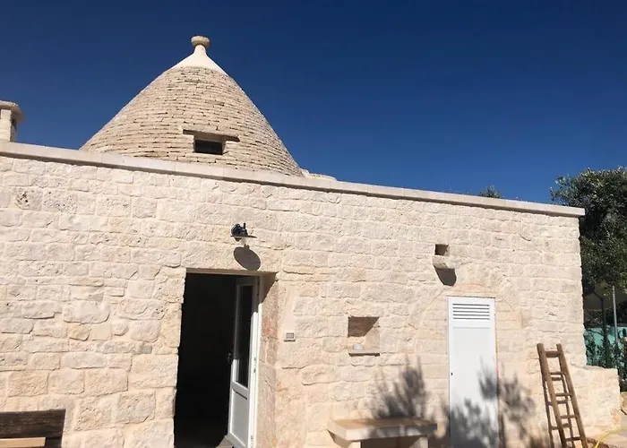 Trullo Dell' Edera Con Piscina Privata Alberobello