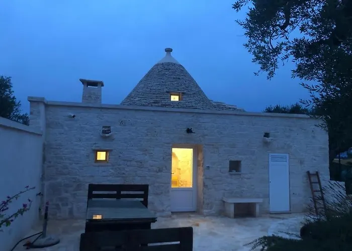 Trullo Dell' Edera Con Piscina Privata